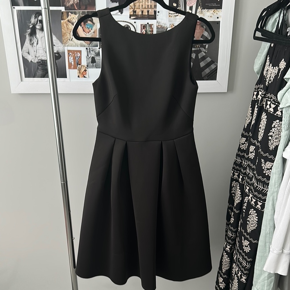 Elegant Black Sleeveless Dress - NEVER WORN